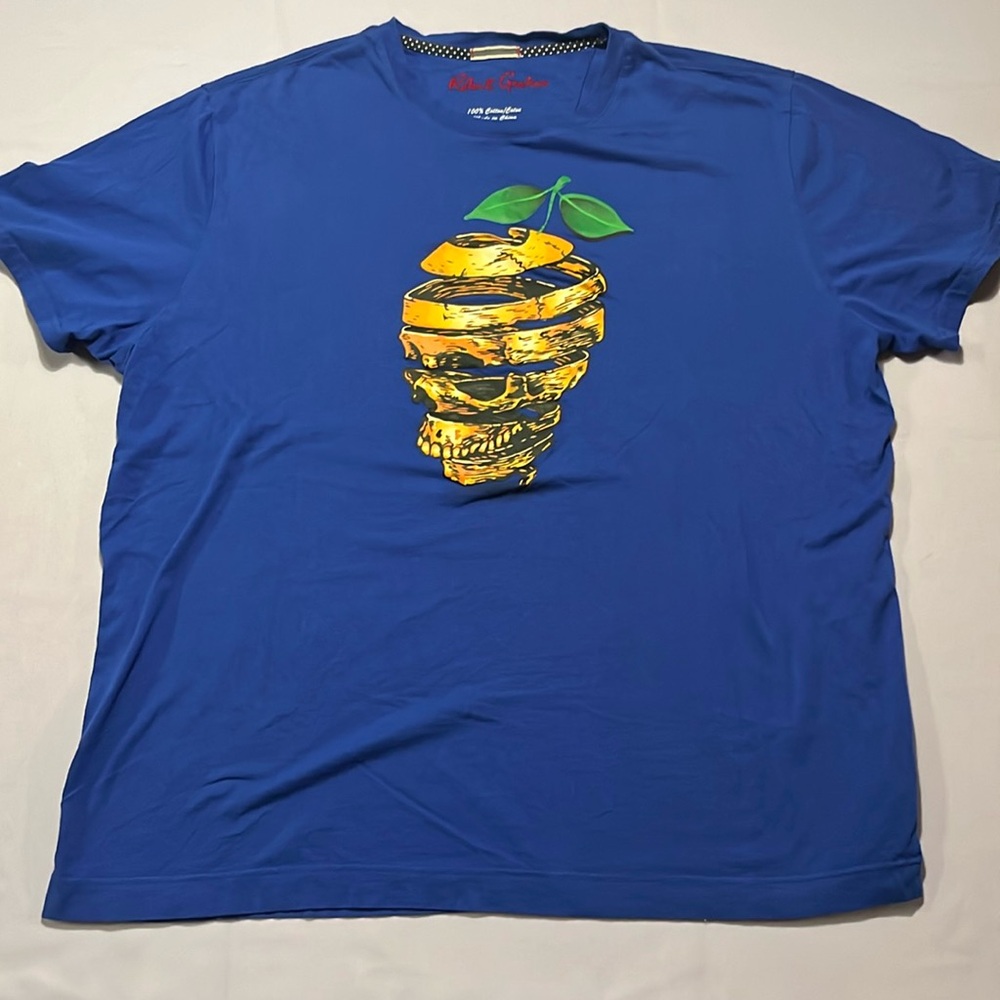 Robert Graham graphic tee